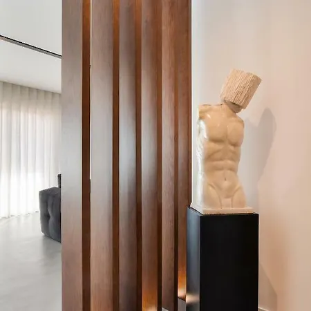 Contemporary In - Parque Das Nacoes Apartment *